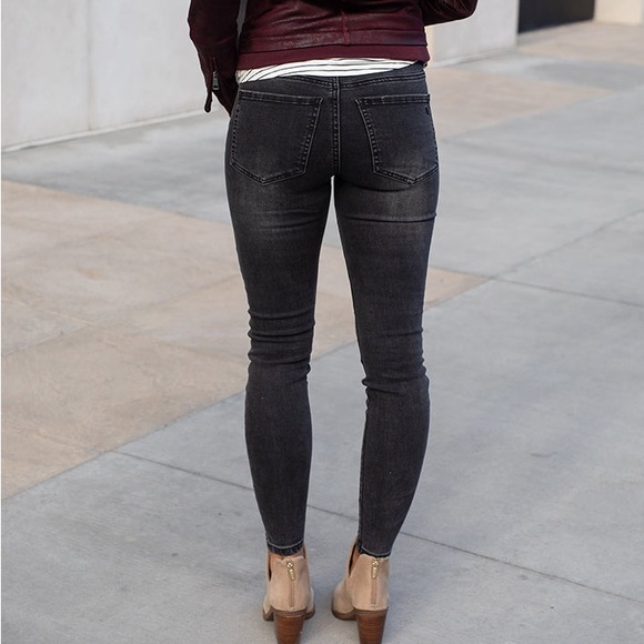 Grace & Lace New Button Fly Faded Black Distressed Repurposed Denim size 14 - Picture 2 of 6